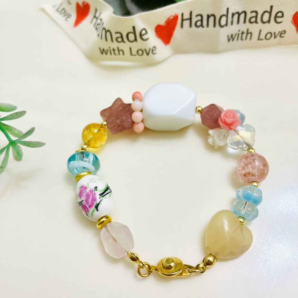 Dainty Charmed Bracelets!